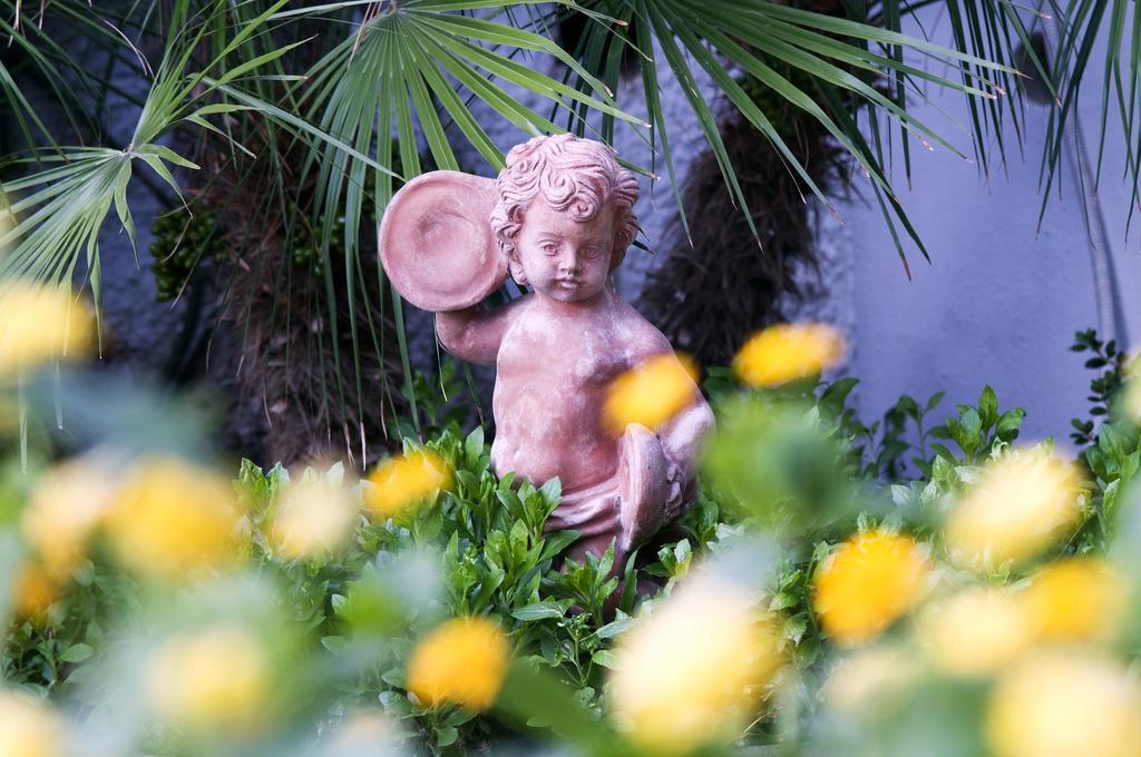 Hotel Villa Bianca Forio di Ischia エクステリア 写真